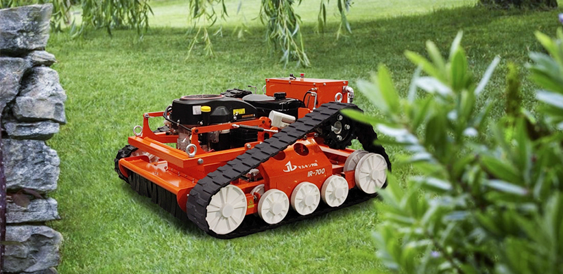 Innovative Lawn Mowing Robot